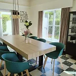 Charming House Panacea Ferienhaus *